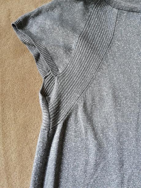 Strieborne pletené šaty tenké. 40, l