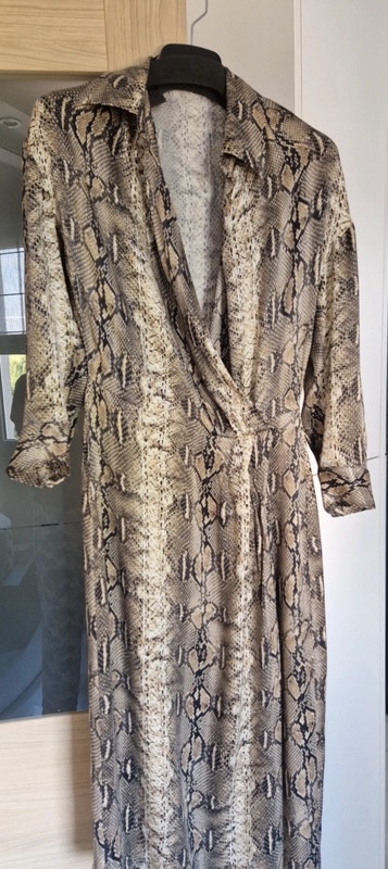 Krásne elegantne saty zara, zara,m