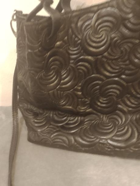 Predám koženú kabelku, 