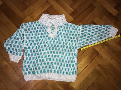 Retro sveter - háčkovaný, l