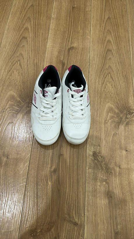 Umbro tenisky, umbro,34