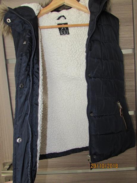 Zateplená vesta, atmosphere,36