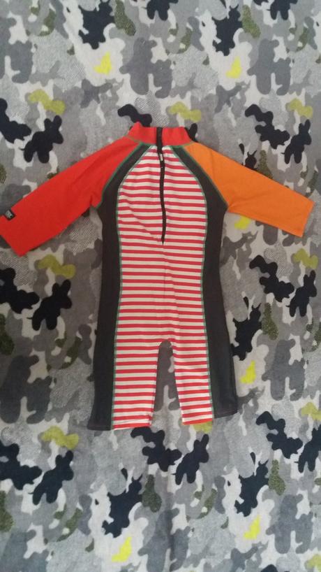 Plavkovy overal, 104