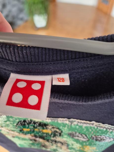 Mikina, chapter young,128