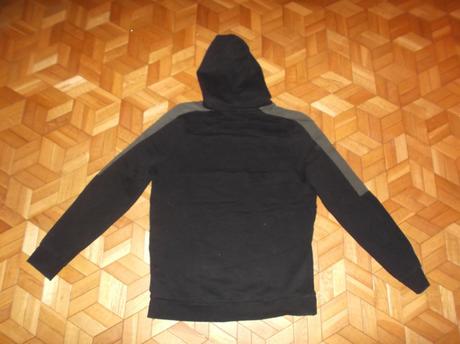 Čierna mikina s kapucňou, c&a,182