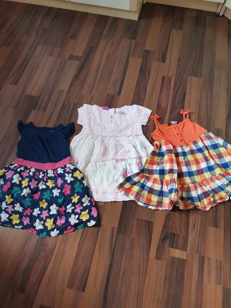 Šaty, cena spolu, 92