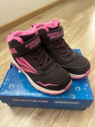 Topànky, skechers,35