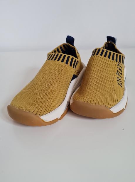 Tenisky s ponožkovým patentom, zara,19