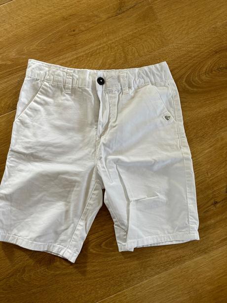 Ziarive biele namornicke kratasy, reserved,140