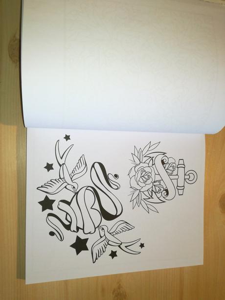 The colouring book for grown-ups, 