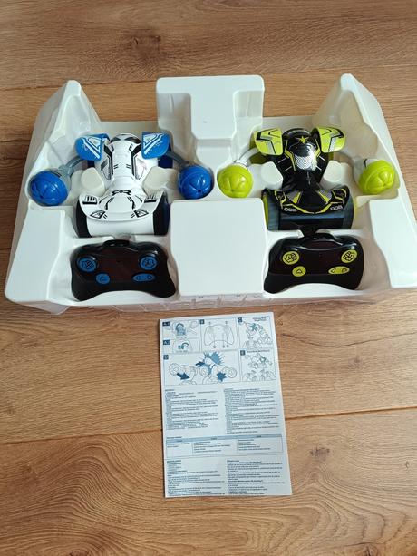 Yogo bojujuce roboty kombat, 