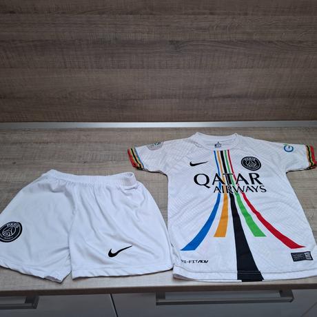 Mbappe dres, nike,128