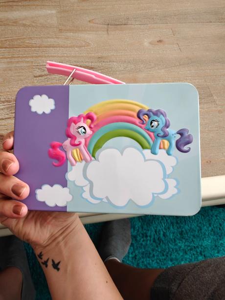 My little pony kufrík + 2x na pez cukríky,