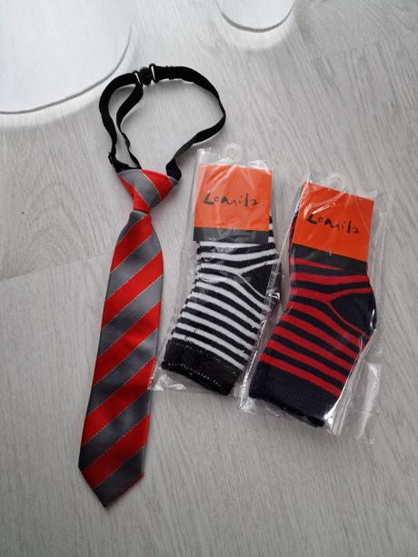 Kravata + ponožky, 