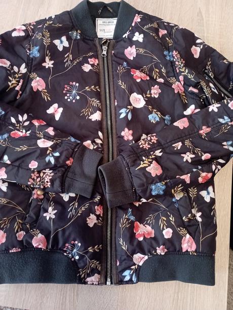 Dievčenská bunda, c&a,158