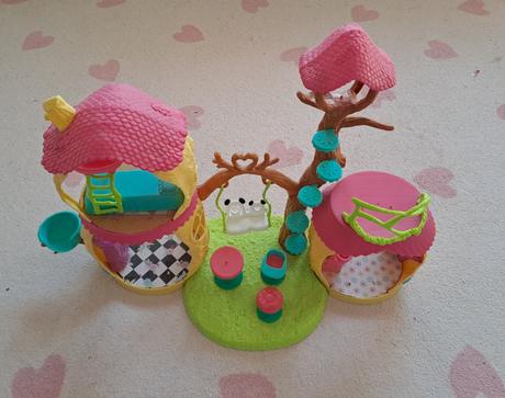 Enchantimals babiky + zvieratka, domcek, koc, 