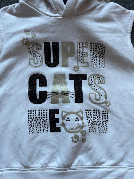 Mikinova vesta, mayoral,104