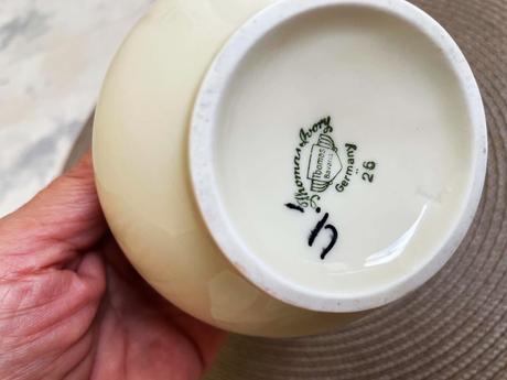 Porcelánový mliečnik thomas ivory,