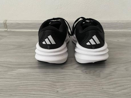 Adidas 40, adidas,40