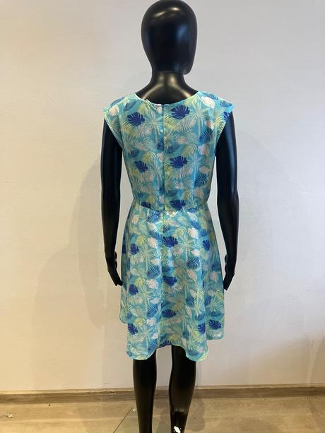 Dámske šaty vzorované letné (m), m