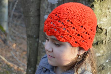 Háčkovaná čiapočka s kvetom, 50 - 158