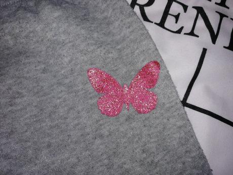 Predám pekné tepláky /3 ks/, 110