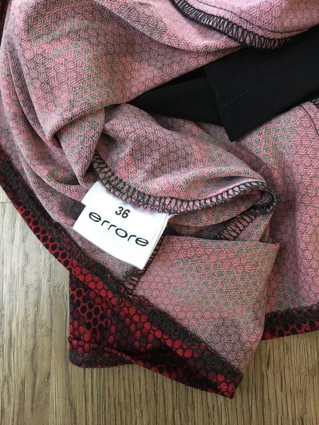 Elegantné šaty errore, 36