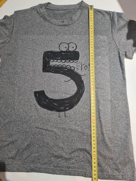 Tričko s číslom 5, 116