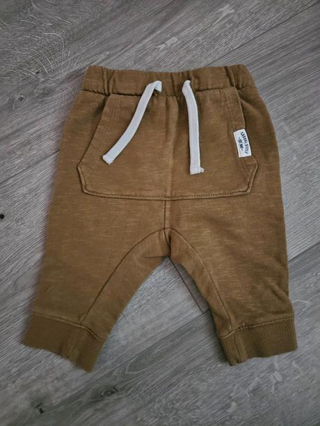 Hmedé tepláčiky h&m 68, h&m,68