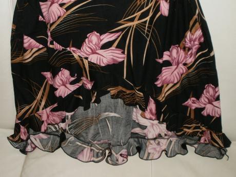 Šaty s volánikom, m