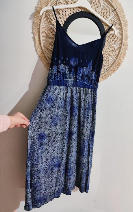 Ľahučké midi šaty, s