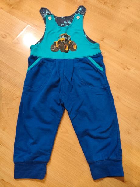 Trakače - tepláky na traky, 86