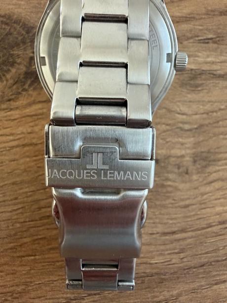 Dámske hodinky jacques lemans, 
