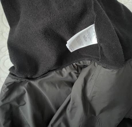 Moncler čierne šaty, 152