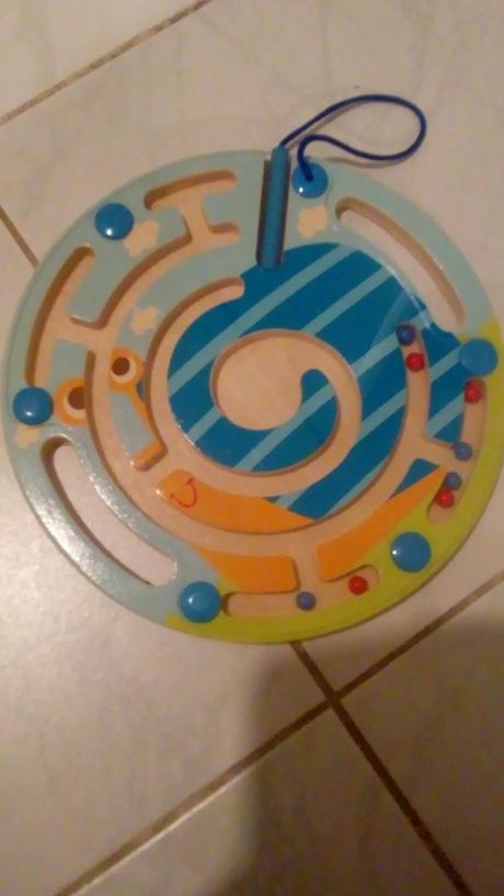 Drevený magnetický labyrint, 