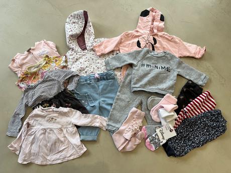 Balík oblečenia pre dievčatko veľ 74, 68–80