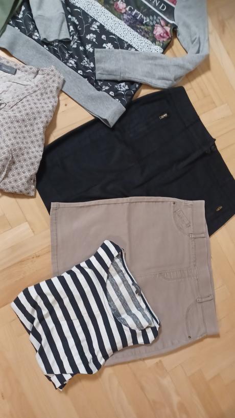 Mix oblečenia xs/s za poštovné, s