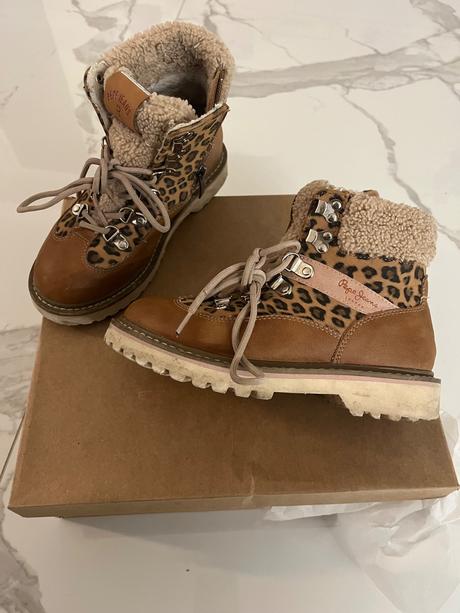 Kotnikove cizmy, pepe jeans,33