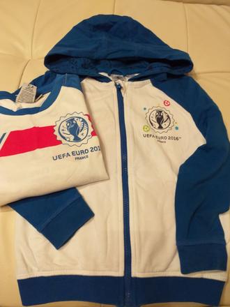 Mikinka + tricko, 116