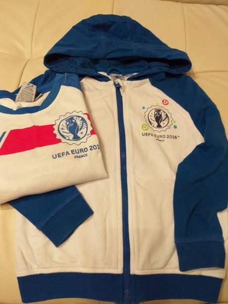 Mikinka + tricko, 116