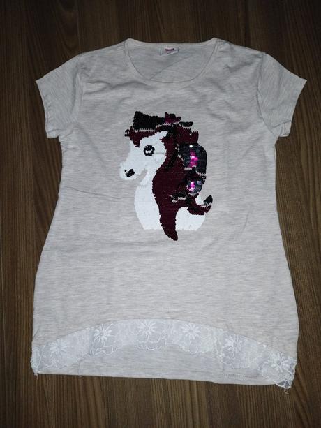 Tričko meniace sa, 134