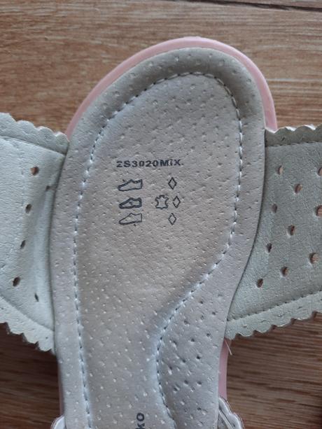 Predam sandalky wojtylko, wojtylko,26