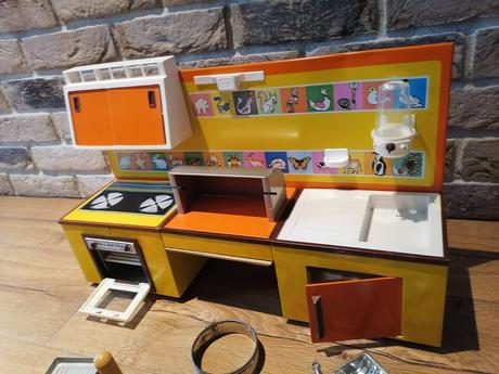 Plechová retro kuchynka, 