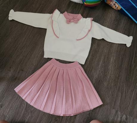 Krasny upletovy set, 110