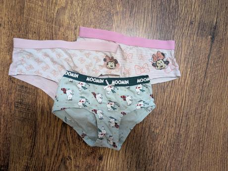 3x nohavičky 110/116, 110