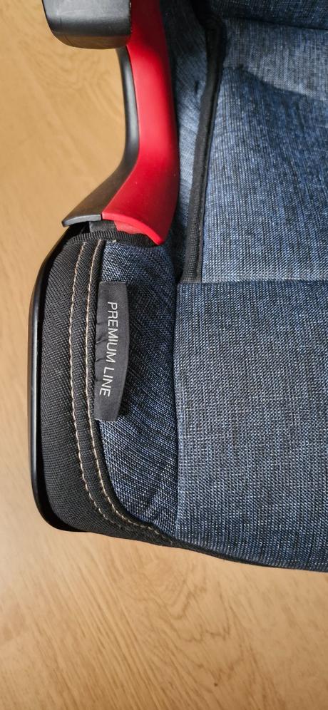 Autosedacka advansafix iv r, britax