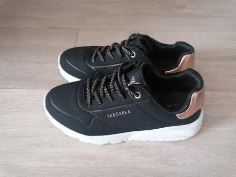 Sketcher 35, skechers,35
