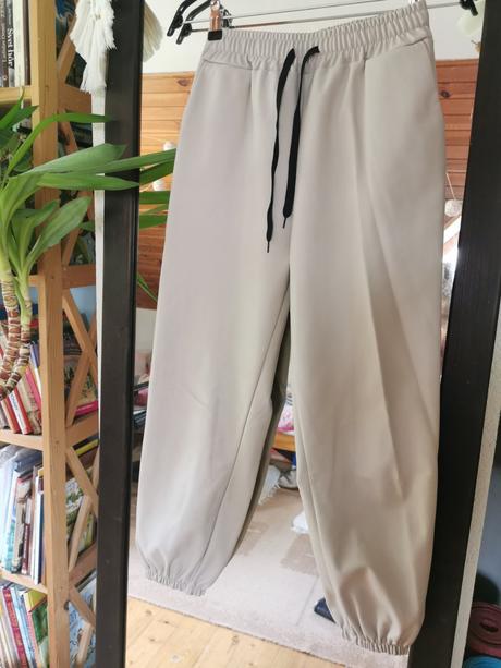 Kozenkove nohavice, 34