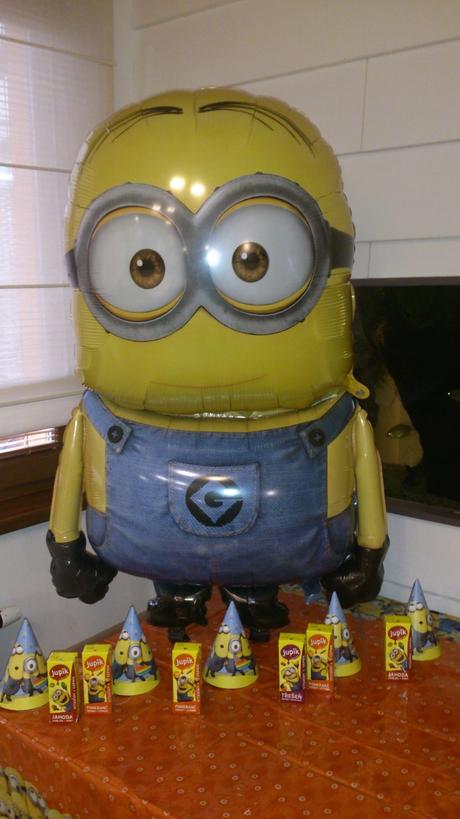 Mimon oslava,na menomarek a na tri rocky,cena s po,