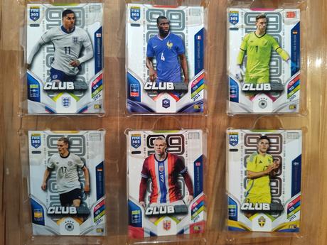 Futbalové kartičky fifa 365 2026 adventný kalendár,